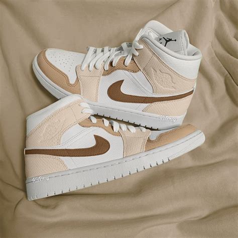 nike jordan 1 mid damen beige|jordan 1 mid top brown.